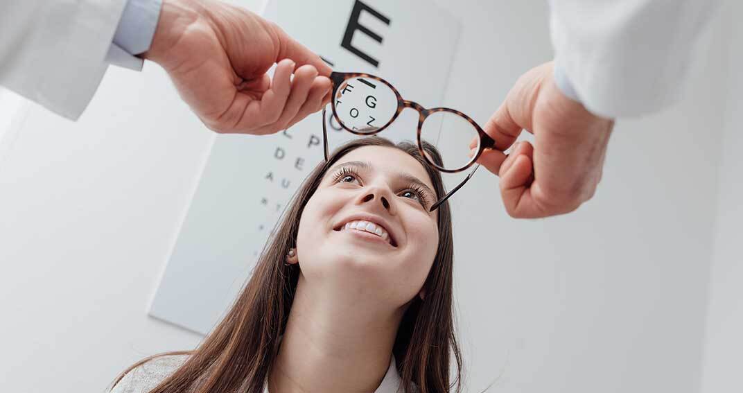 L'importance de la précision dans la prescription optique pour une vision optimale