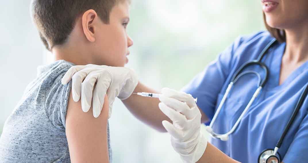 Papillomavirus : le vaccin bientôt dans les collèges